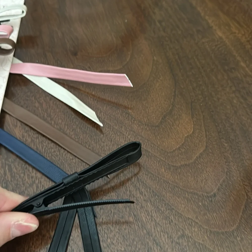 Sunday State Pack of 5 Faux Leather Hair Bow Barrettes Nwt